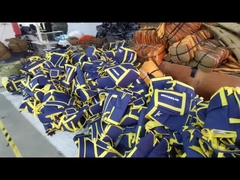 軽量の絶縁されたクーラーは大容量浜のより涼しいバックパックを袋に入れる